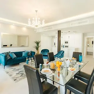  Apartment Modern And Luxurious -3 Bdr 2bth- Pastor Y Landero